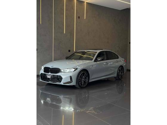 BMW 320i 2.0 16V TURBO FLEX M SPORT AUTOMÁTICO BMW 320i 2.0 16V TURBO FLEX M SPORT AUTOMÁTICO